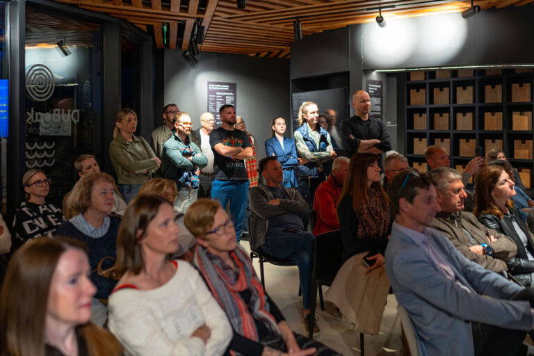 IvoOrlić_PodJedrimaokosvijeta_HrvojeKosir_2026-13