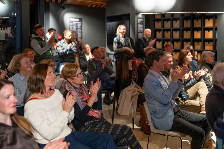 IvoOrlić_PodJedrimaokosvijeta_HrvojeKosir_2026-24